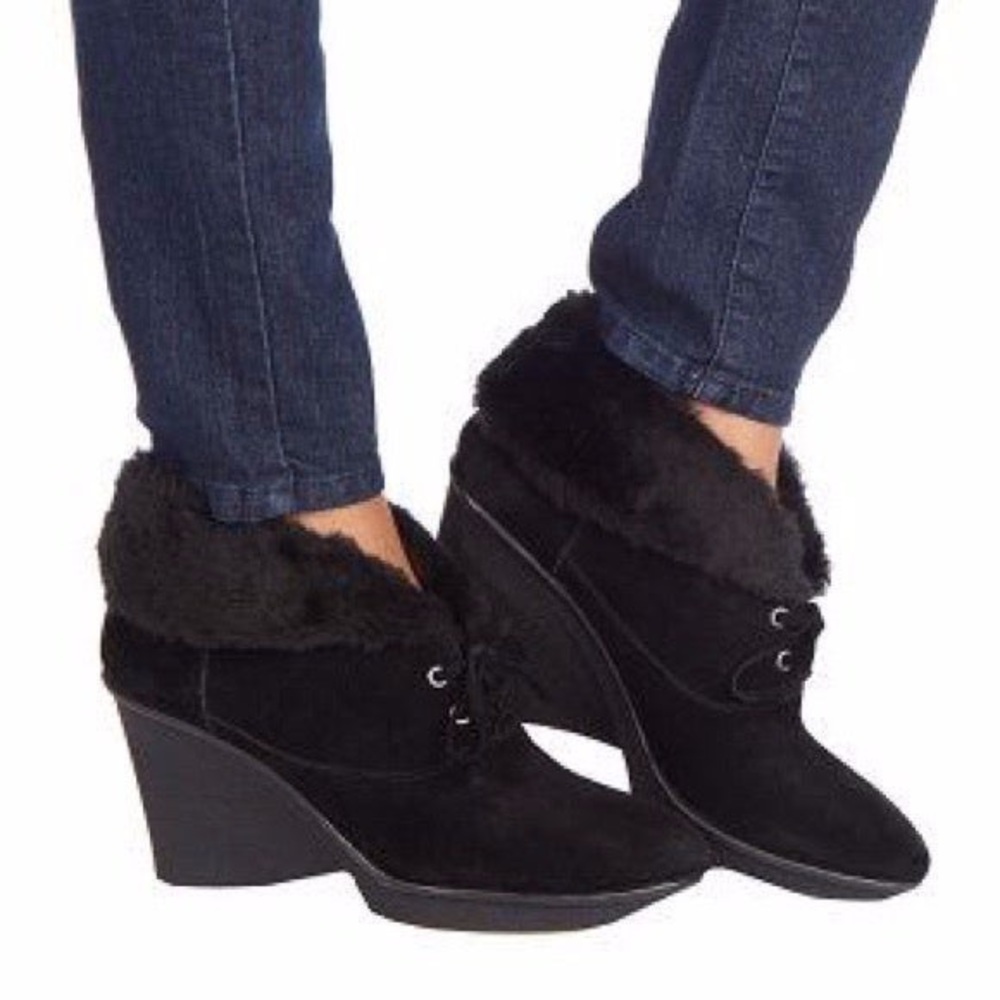 B Makowsky Black Suede Leather Nellie 8.5W Boots